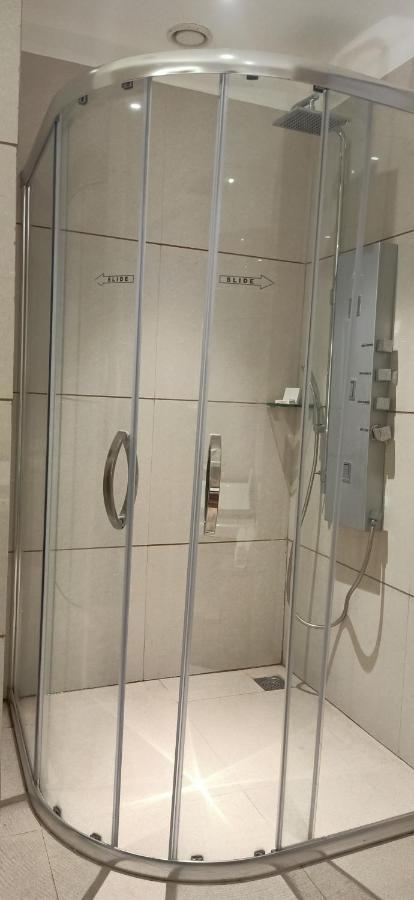 Hotel The Arindum Katni Екстериор снимка